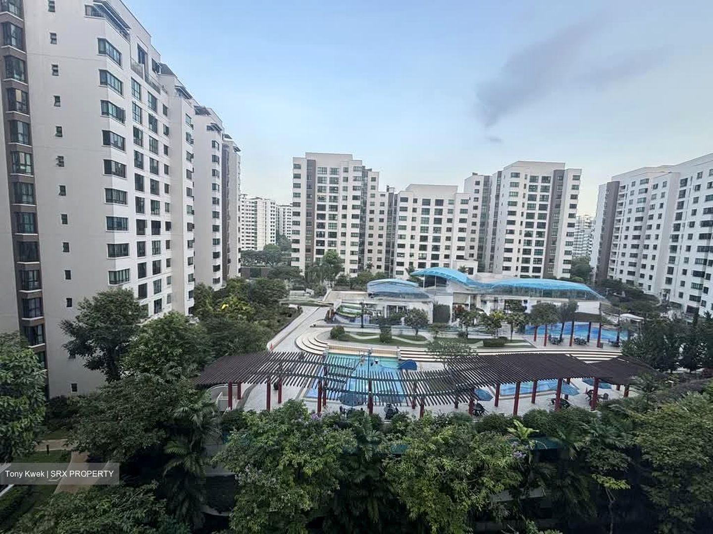 Woodsvale (D25), Condominium #569764801